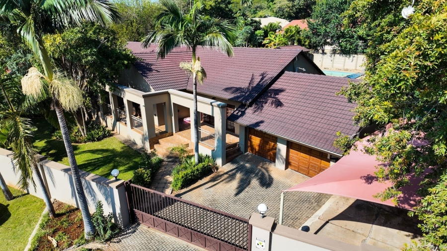 5 Bedroom Property for Sale in Protea Park North West